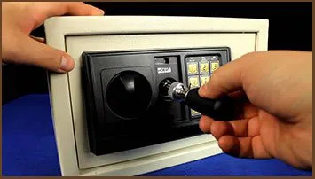 Berwyn Lock And Locksmith Berwyn, IL 708-401-0790 Berwyn Lock And Locksmith Berwyn, IL 708-401-0790